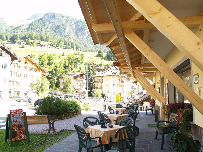 Hotel Ladina Кампителло-ди-Фасса Экстерьер фото