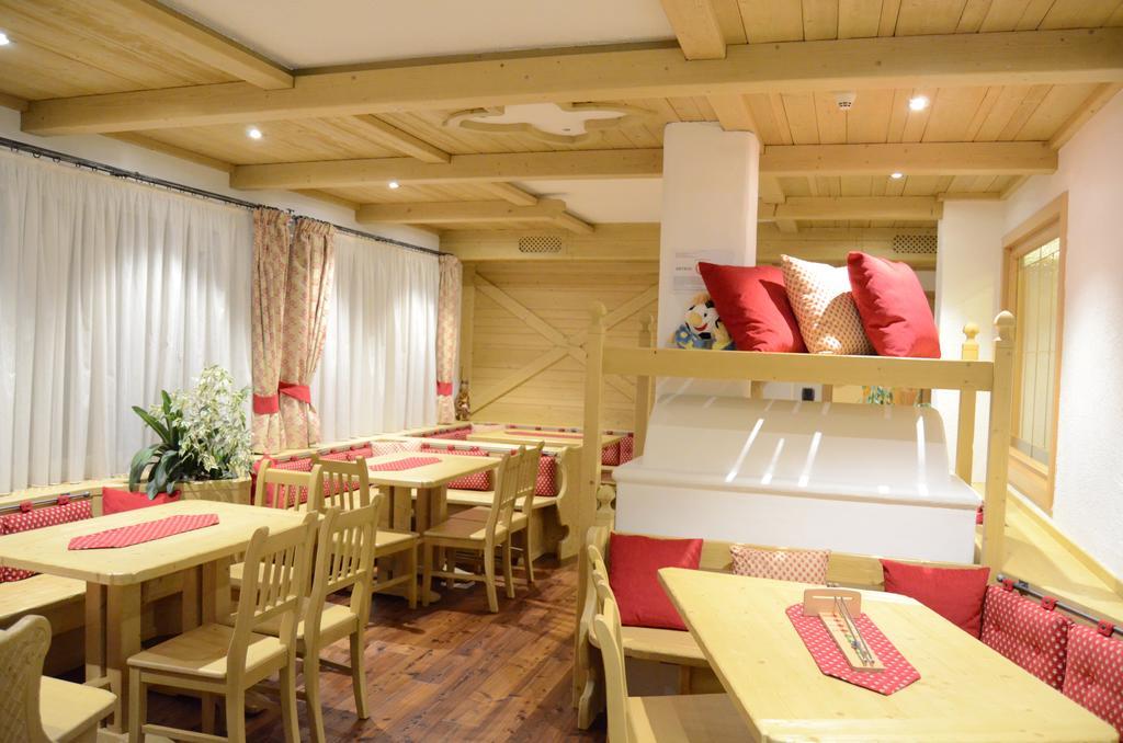 Hotel Ladina Кампителло-ди-Фасса Экстерьер фото